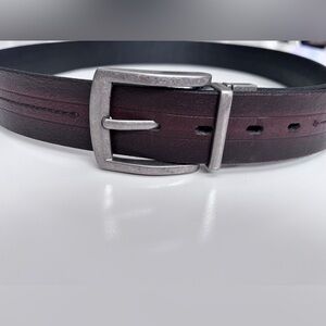 Men’s Dark Brown & Black reversible Leather Belt Size 38. Made in Argentina.